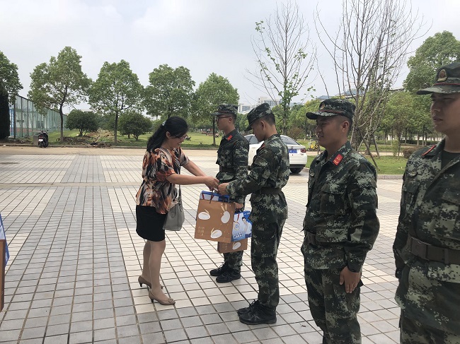 黑料正能量
